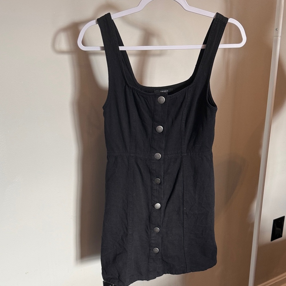 Forever 21 Black Sleeveless Dress